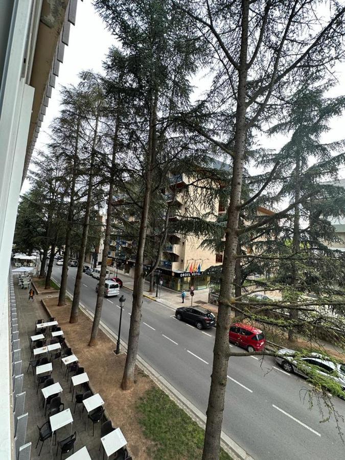 Apartamento De Lucerito Apartment Jaca Exterior photo